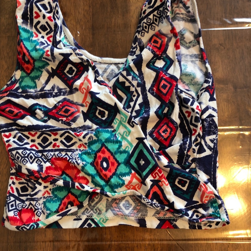Aztec Crop Top - Picture 2 of 3